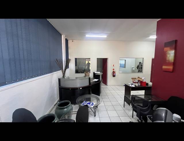 683M² WAREHOUSE TO LET IN SPARTAN